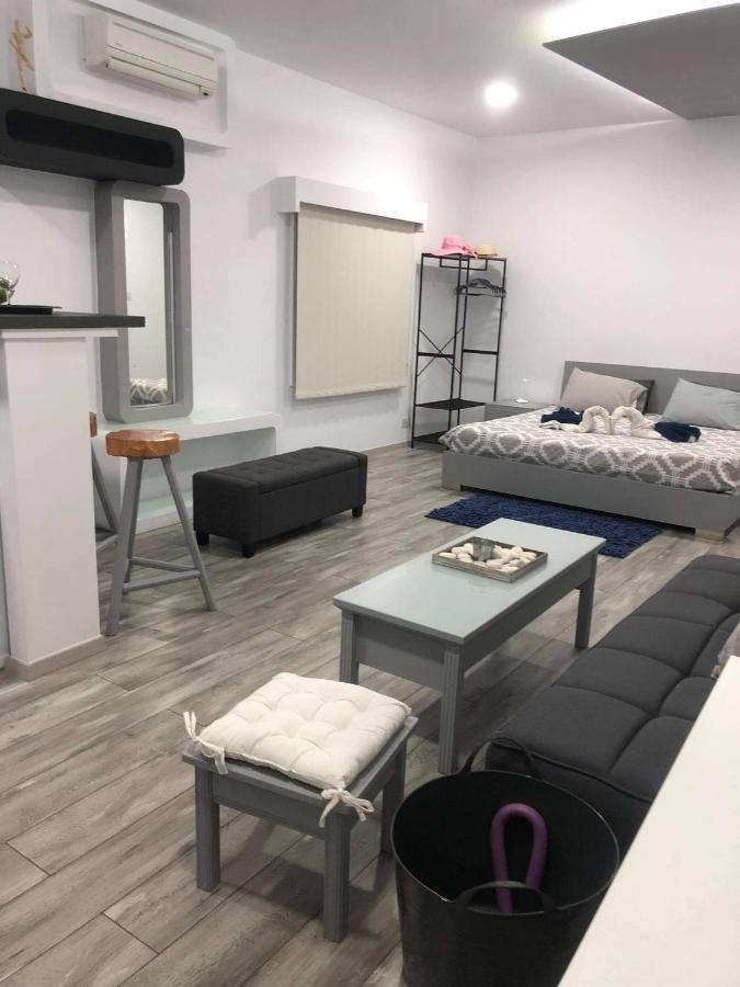 Deluxe Yiota'S Studio ! Хлоракас Экстерьер фото